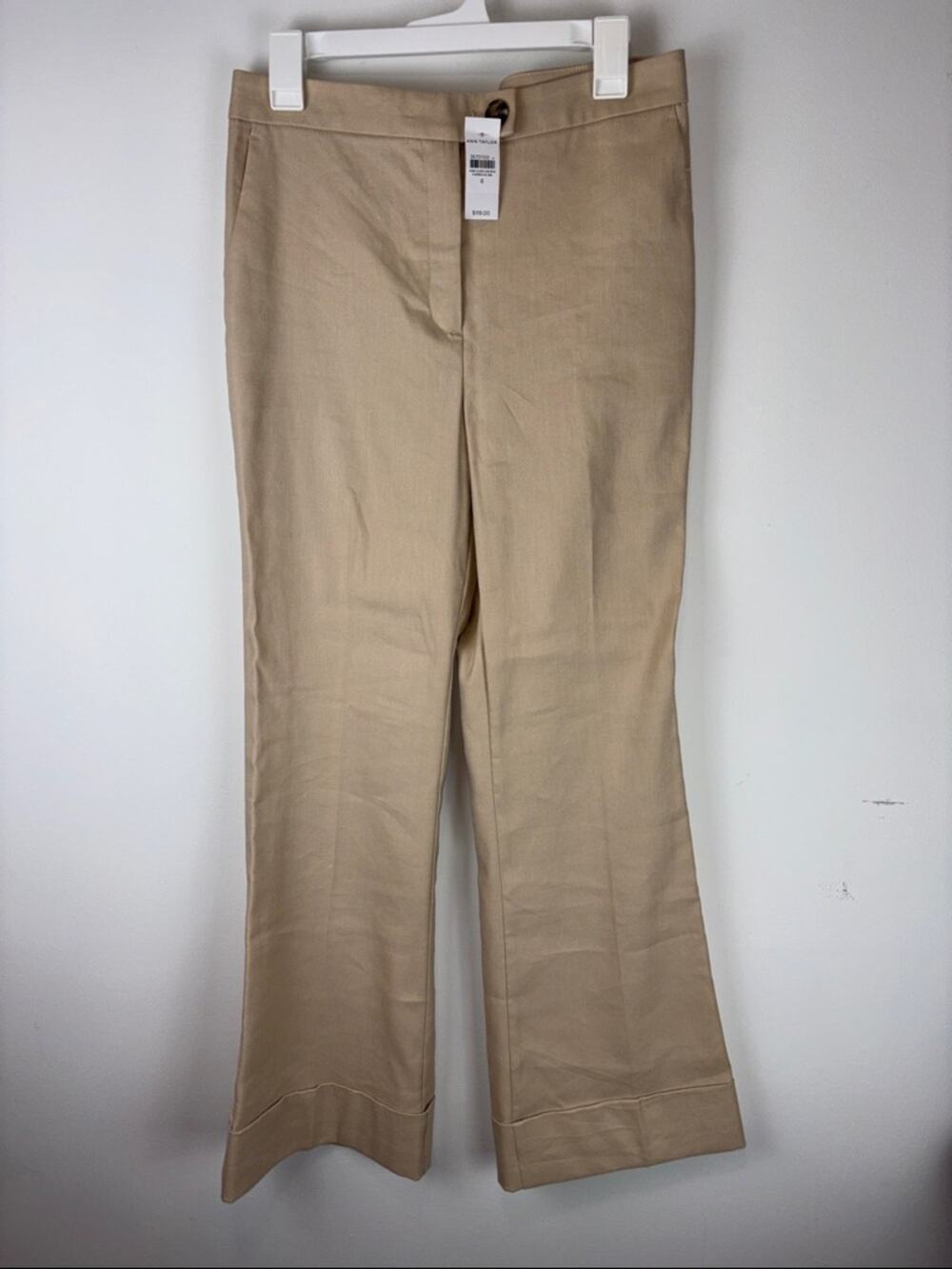 Ann Taylor Pants Size 6 Beige Wide Leg Cropped Cuffed Hem Career Work NWT